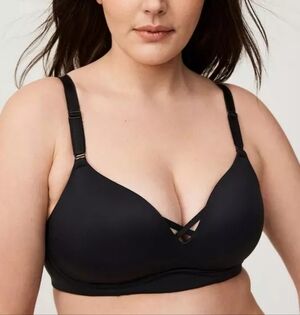 Torrid Dream Wire-Free Push-Up Bra Black Wireless Bra Sz 46D WL284